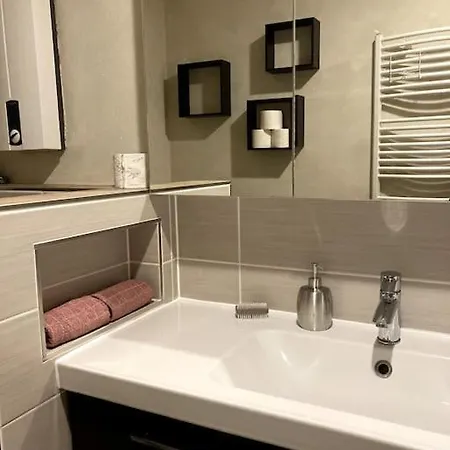 Große Wohnküche, Terrasse, Schlafzimmer Am Steinhuder Meer, Wlan, Parkplatz, Fußbodenheizung, 70qm Apartamento *