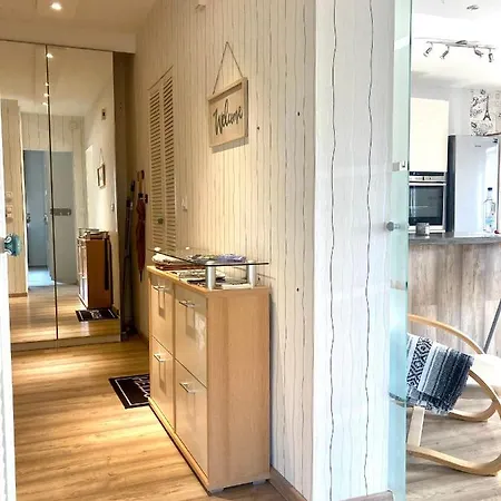Grosse Wohnkueche, Terrasse, Schlafzimmer Am Steinhuder Meer, Wlan, Parkplatz, Fussbodenheizung, 70qm