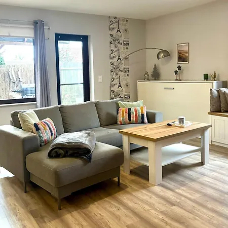 Große Wohnküche, Terrasse, Schlafzimmer Am Steinhuder Meer, Wlan, Parkplatz, Fußbodenheizung, 70qm