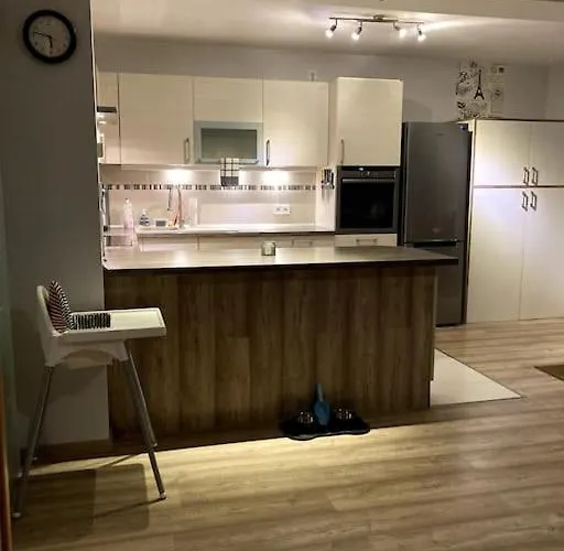 Apartman Grosse Wohnkueche, Terrasse, Schlafzimmer Am Steinhuder Meer, Wlan, Parkplatz, Fussbodenheizung, 70qm Wunstorf