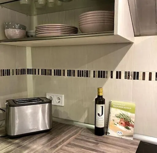Grosse Wohnkueche, Terrasse, Schlafzimmer Am Steinhuder Meer, Wlan, Parkplatz, Fussbodenheizung, 70qm Apartman Wunstorf