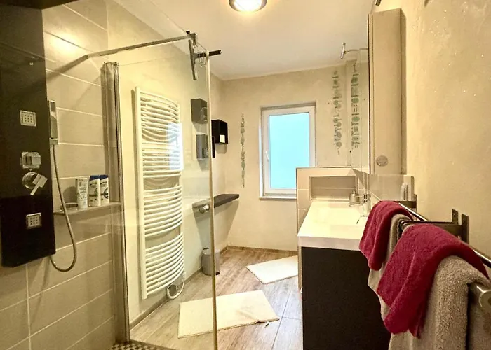 Grosse Wohnkueche, Terrasse, Schlafzimmer Am Steinhuder Meer, Wlan, Parkplatz, Fussbodenheizung, 70qm * Wunstorf